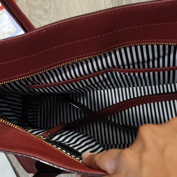 Red Kate Spade Cameron Street Candace Satchel - Picture 4 of 12